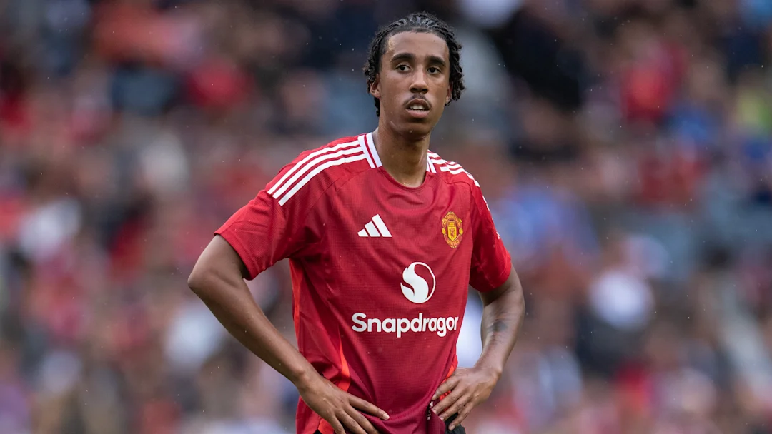 Read more about the article Huge injury boost for Man Utd as summer signing returns to training