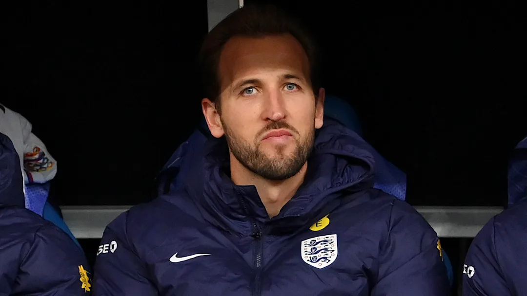 Read more about the article Lee Carsley reveals Harry Kane reaction to shock England omission
