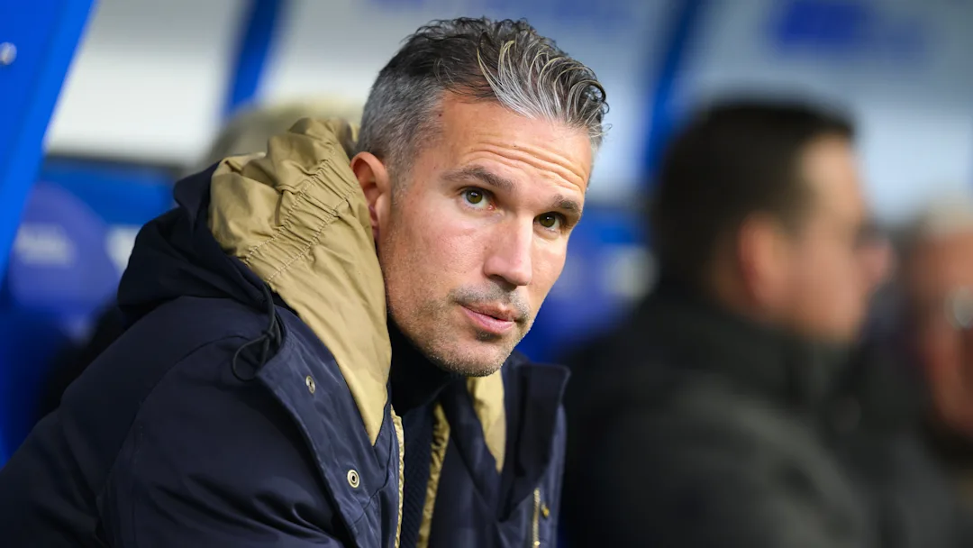 Read more about the article Robin van Persie gives verdict on Arsenal return & controversial Man Utd transfer